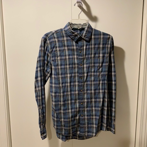 G.H. Bass & Co. Other - GH BASS & CO Plaid Button Down Shirt